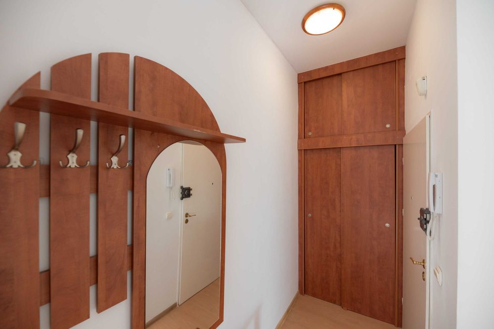 Klimatyczne mieszkanie do wynajęcia blisko starówki.