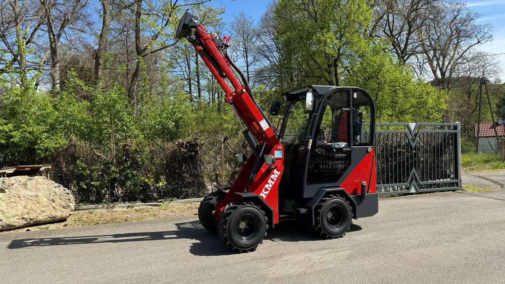 KMM M910  Napęd 4x4, Udźwig 1,2T, Wys podn 3,2m silnik Yanmar