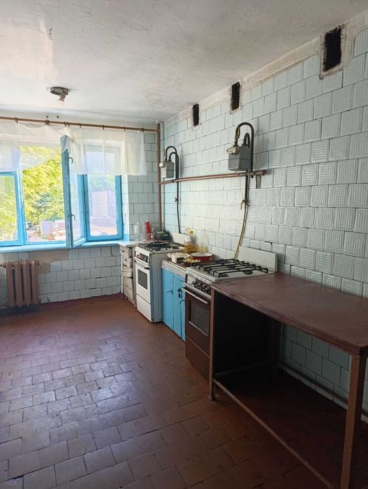 Продам кімнату в гуртожитку на Тяжилові 1082