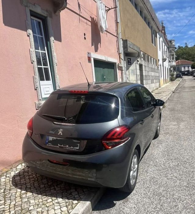 Peugeot 208 Pure tech