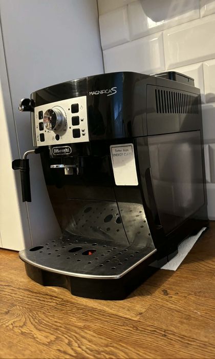 Ekspres do kawy DeLonghi