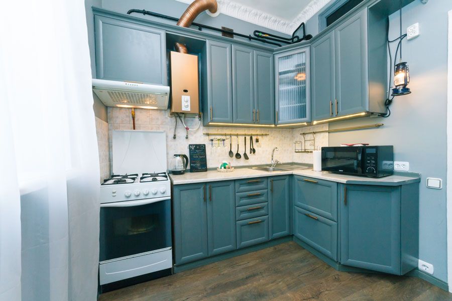 Пешком метро "Шулявская". ул. М.Брайчевського 9. Квартира  интересная.