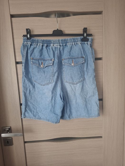 Spodenki jeansowe