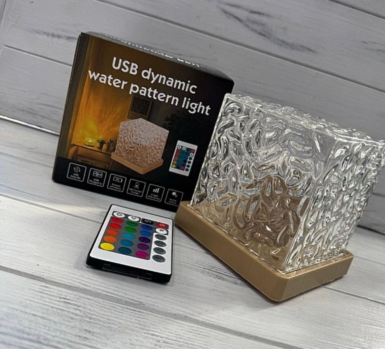 Троянда  в з підсвіткою  ,тюльпани подарунок на 8 березня .