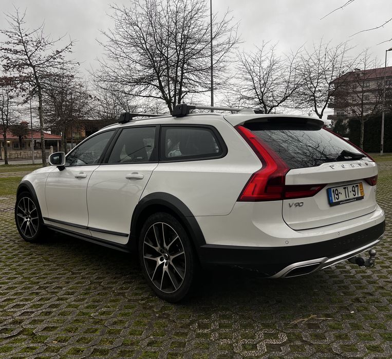 Volvo V90 CC D4 AWD