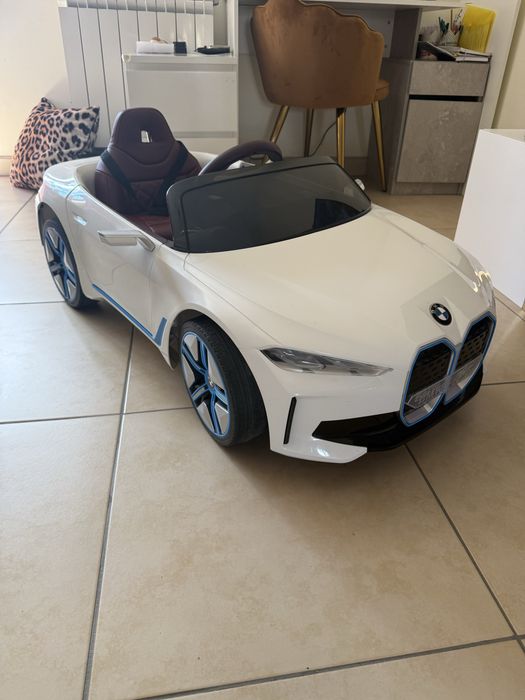 Carro eletrico infantil
