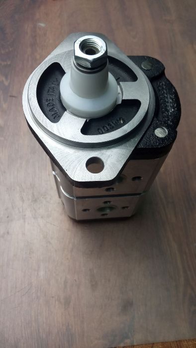 Pompa hydrauliczna Ursus C-380 IIIB, C-385