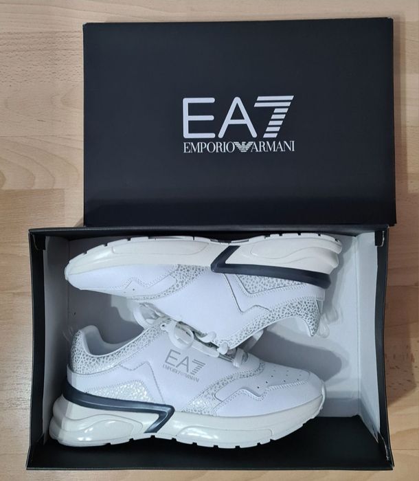 Snakersy emporio armani.