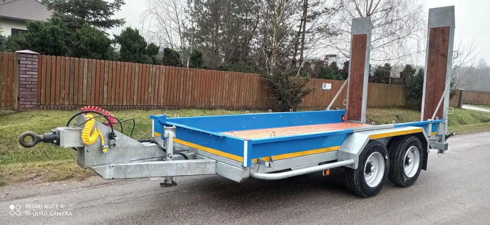 HUBIERE  stan idealny, do przewozu mini koparek