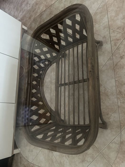 Mesa de centro verga e vidro