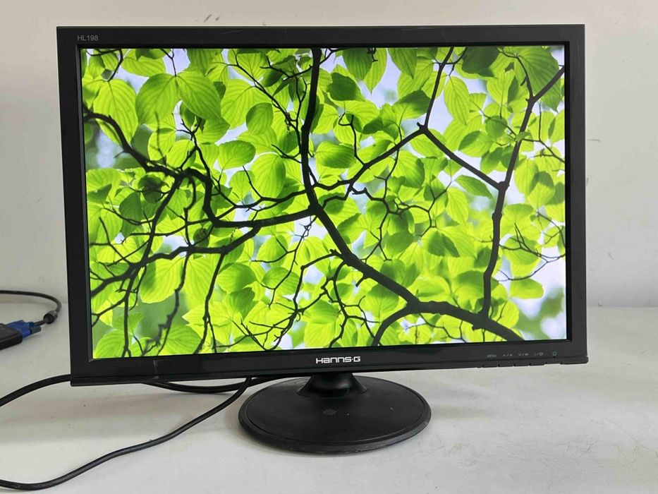 Монітор монитор HANNS G 19”