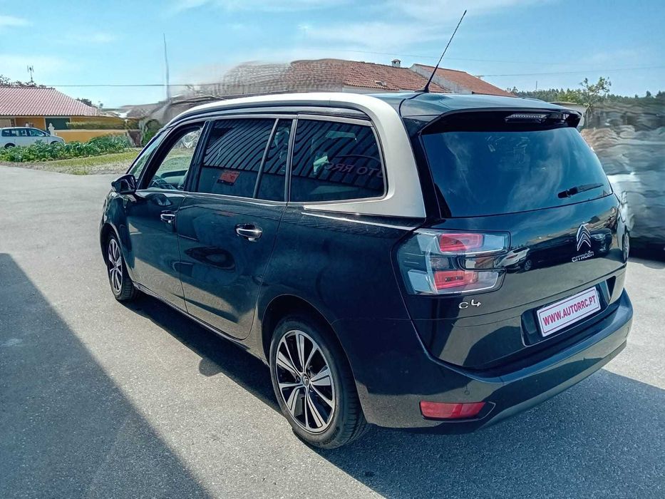 Citroen C4 Grand Picasso 1.6 bluehdi - 7 lugares - Nacional