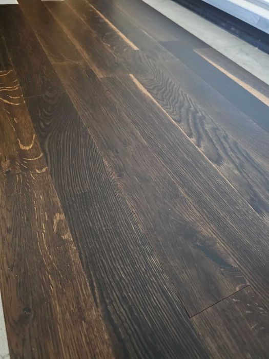 Parkiet dąb wędzony lakier (11x70x490) 120 m2