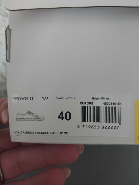 Tenisówki calvin klein białe 40