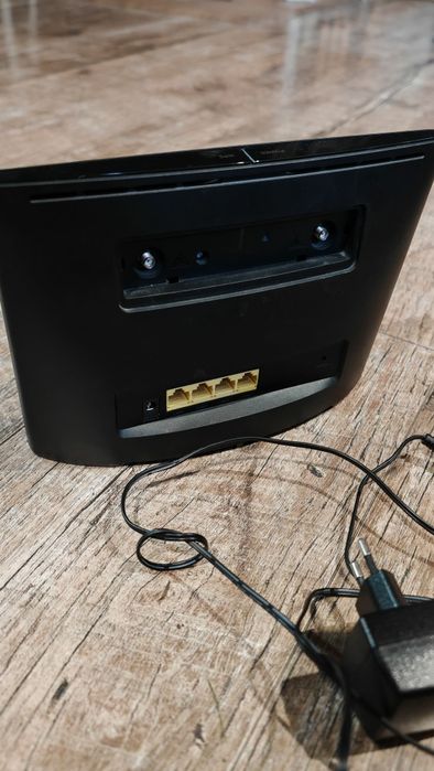 Huawei b525 router lte sim