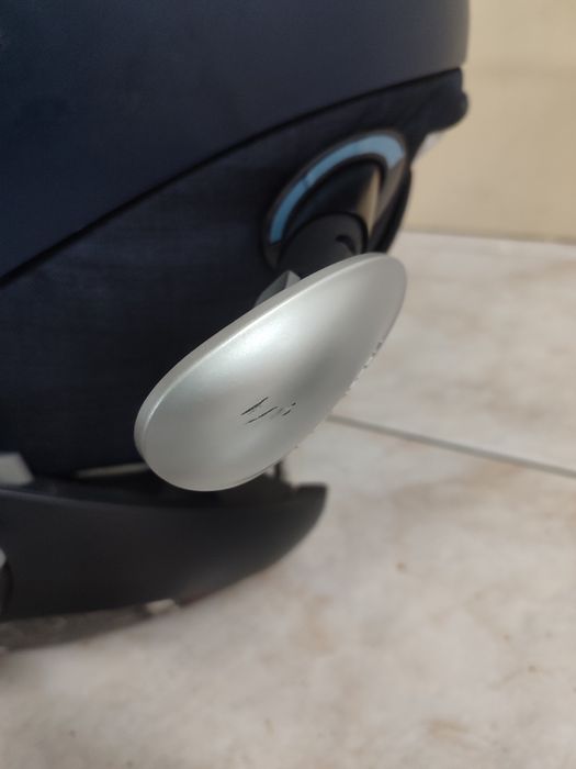 Cybex Cloud Q tecido PLUS + base ISOFIX