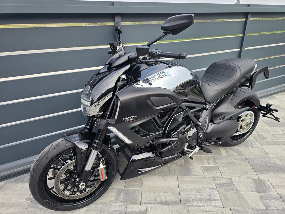 Ducati Diavel 1200 CROMO , ABS, 1 właściciel, tylko 15 tys km, ZARD, RIZOMA
