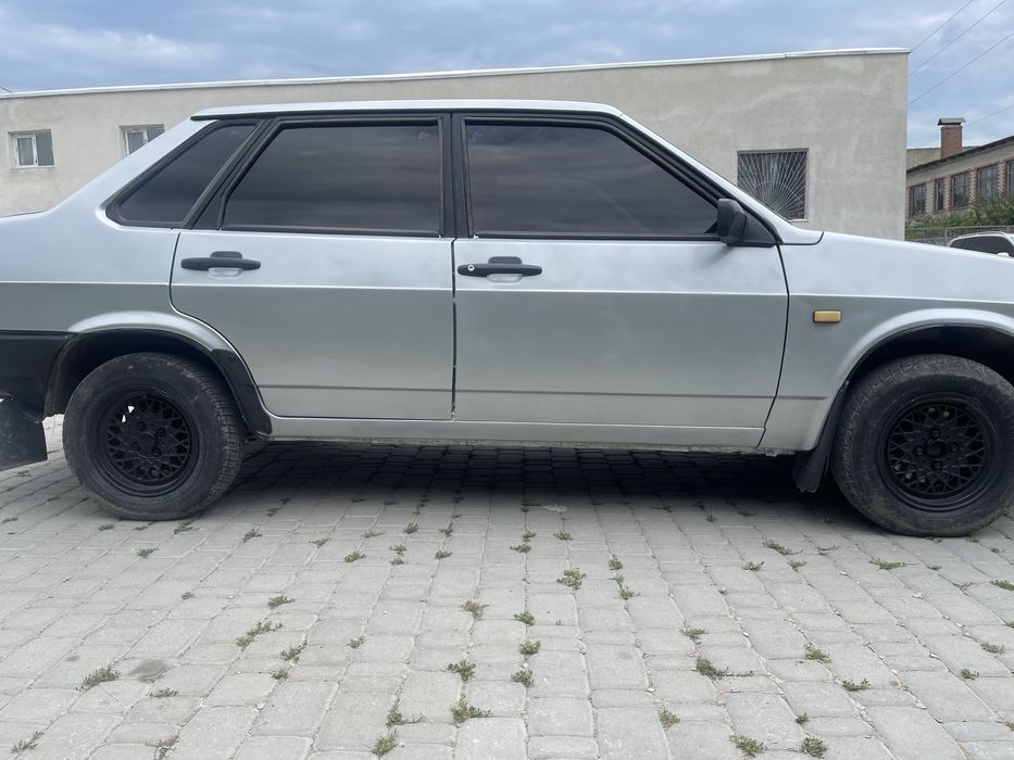 ВАЗ 2199 2003р..