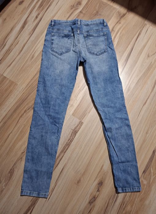 Spodnie jeansowe 38