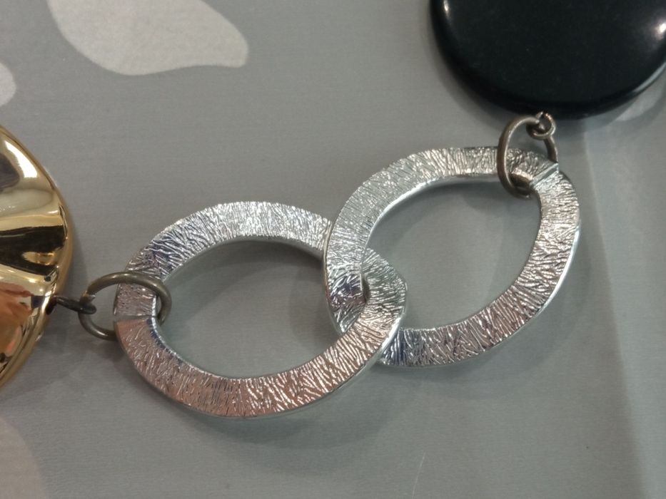 A ESTREAR - Colares sem brincos (com uma ou duas voltas(