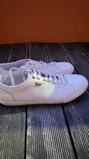 Tenis Levis Semi novos