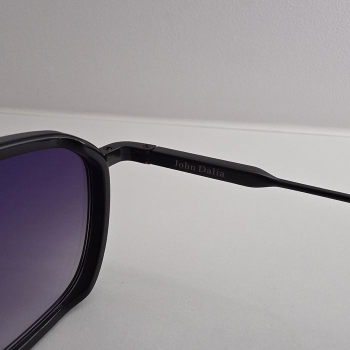 Okulary przeciwsłoneczne John Dalia Leo C305 czarne