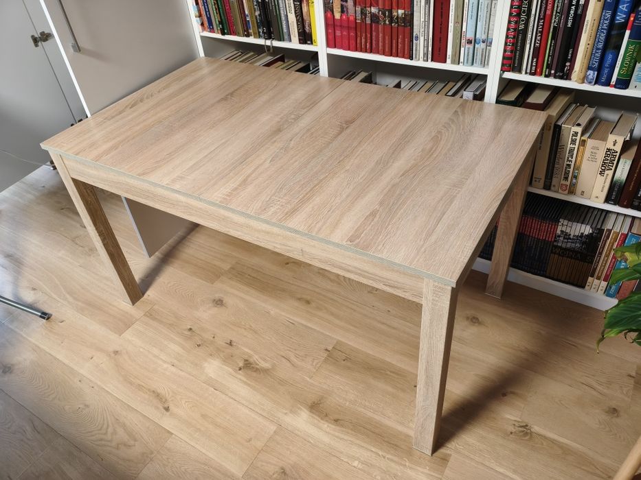 Stół  140/180cm-80cm z 4 krzesłami