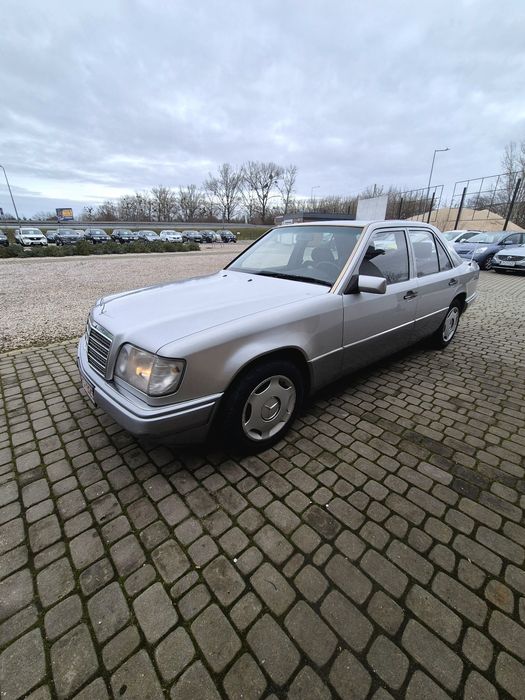 Zadbany Mercedes Benz W124 75km, 1993r.