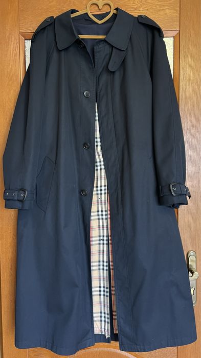 Тренч,плащ,пальто темно-синій