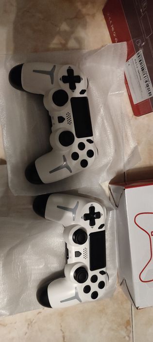 PS4 Controllers Brand New in Box64752328828162122