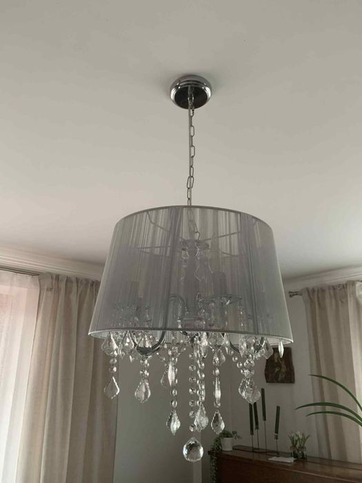 lampa wiszaca z krysztalkami