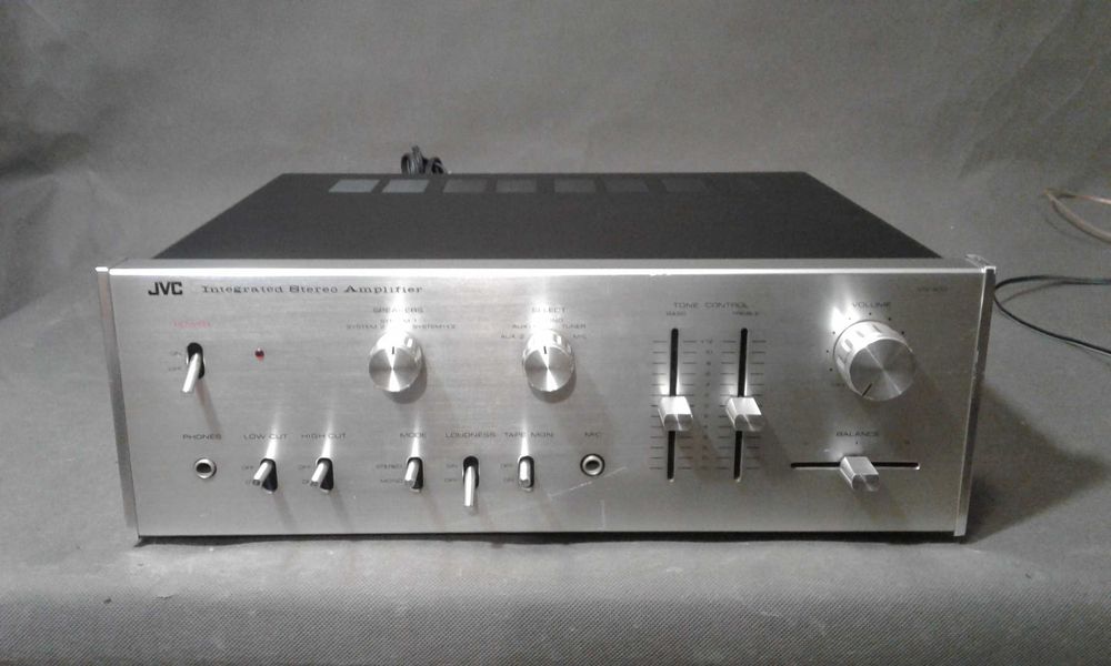JVC VN-300,wzmacniacz stereo vintage