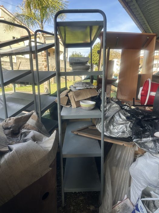 Vendo espositores / estantes