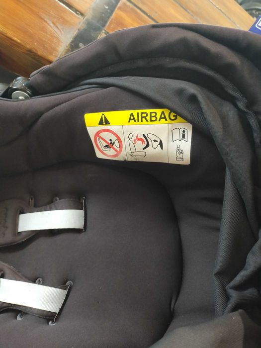 Автокрісло дитяче Chicco від 0 kg.