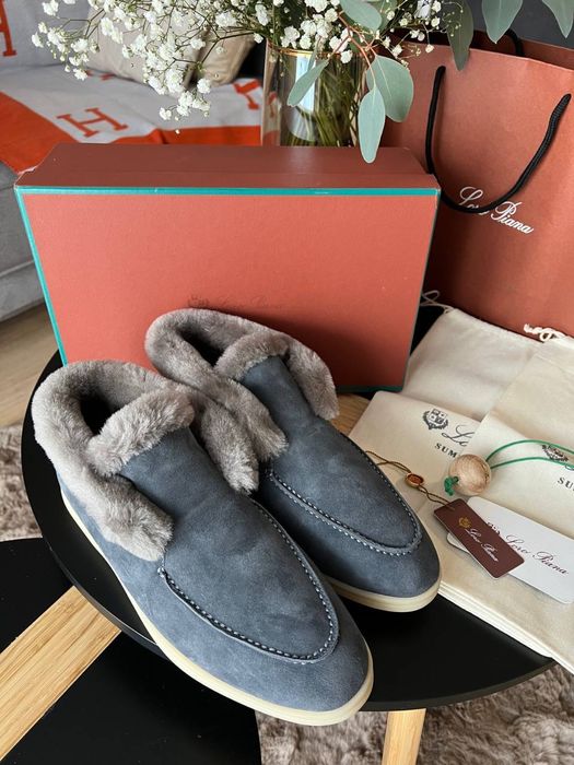 Loro Piana Open Walk Loafers z futrem – szare, rozmiar 42