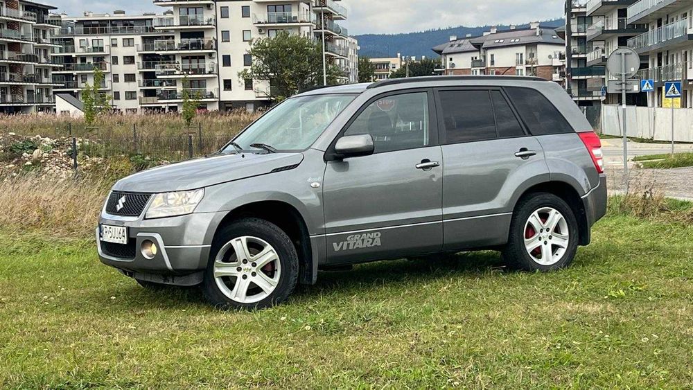 Suzuki Grand Vitara 2,0Benz 4x4 ładna i sprawna