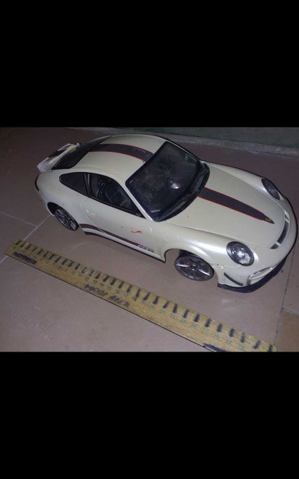 Porsche 911 GT3 RS.    Bugatti, scale 1/24