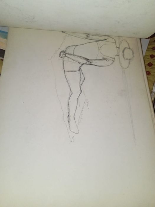 Bloco de desenho assinados nem todos m Manuela