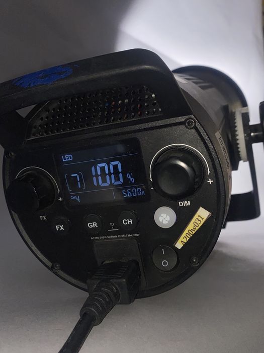 Постійне світло Godox SL200II з FX режимом