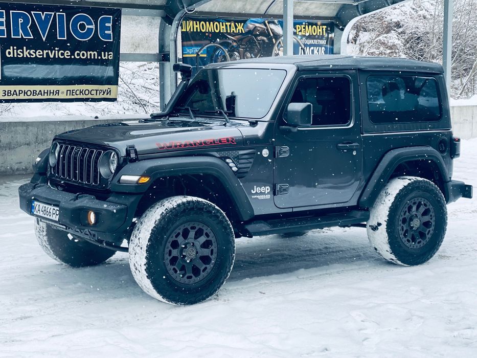 Jeep Wrangler идеальное состояние не крашен!