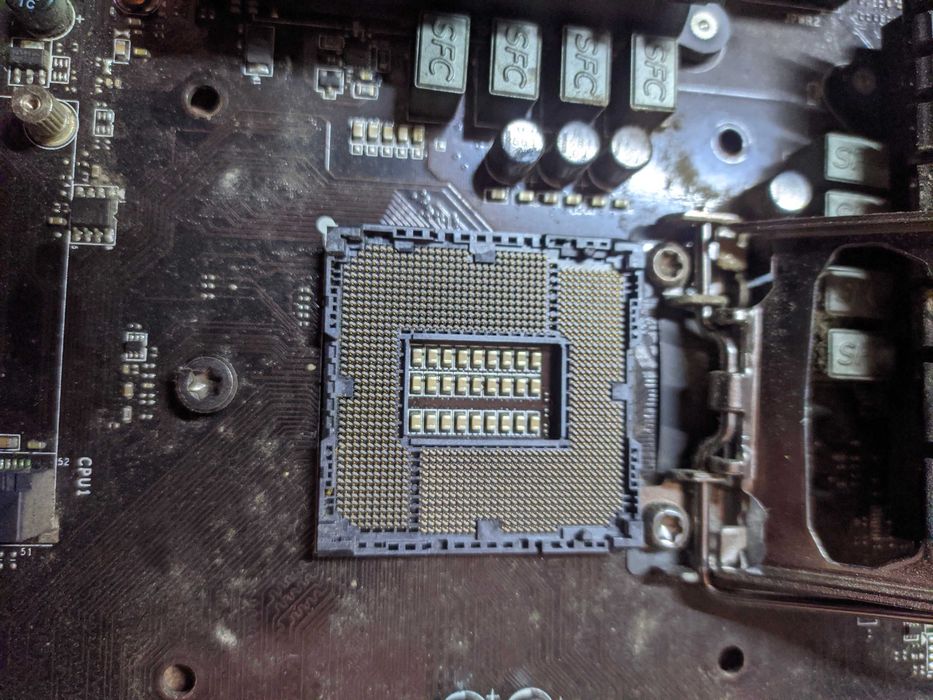 MSI z97 G45 GAMING (майже робоча)