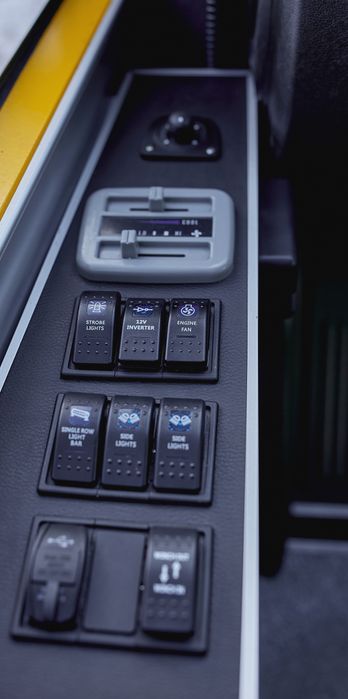 Шкільний автобус