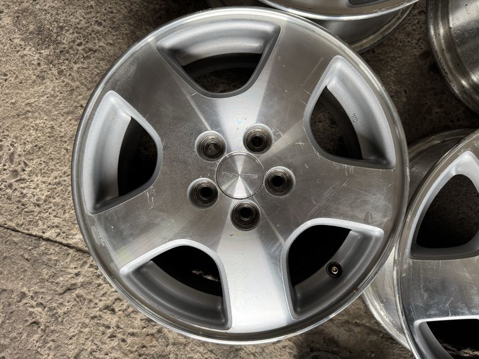 Диски 5/100R15 6J ЕТ55 ЦО56.1 Subaru Skoda wv Audi Fabia Polo Golf