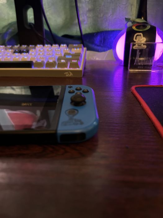 Nintendo switch fortnite + Nintendo pad pro + 6 gier