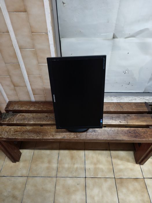 Monitores Samsung 19"