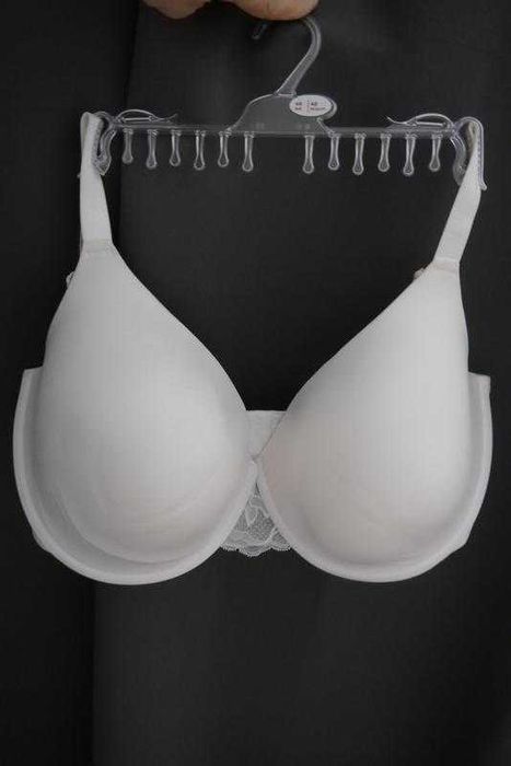 Бюстгальтер з великими чашками dream wire