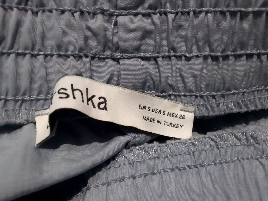 Spodnie ortalionowe Bershka S 36