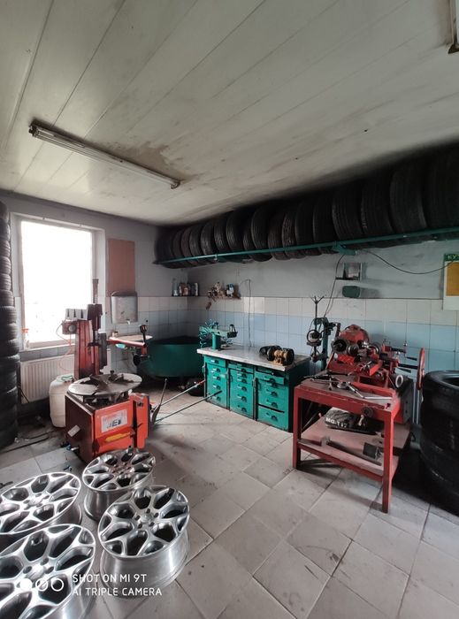 Продається приміщення! Шиномонтаж ! Діючий бізнес.