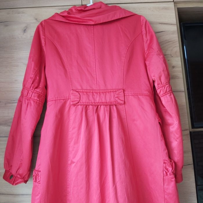 Śliczny wiosenny ciążowy płaszcz Torelle rozmiar M