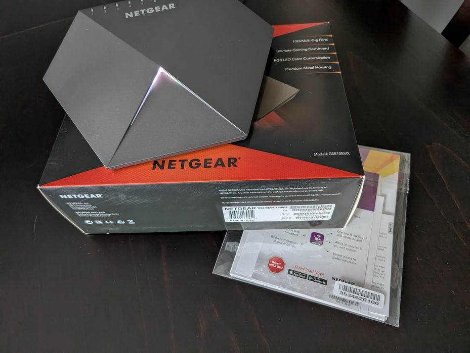Switch gamingowy Netgear Nighthawk SX10 - 10GB/s